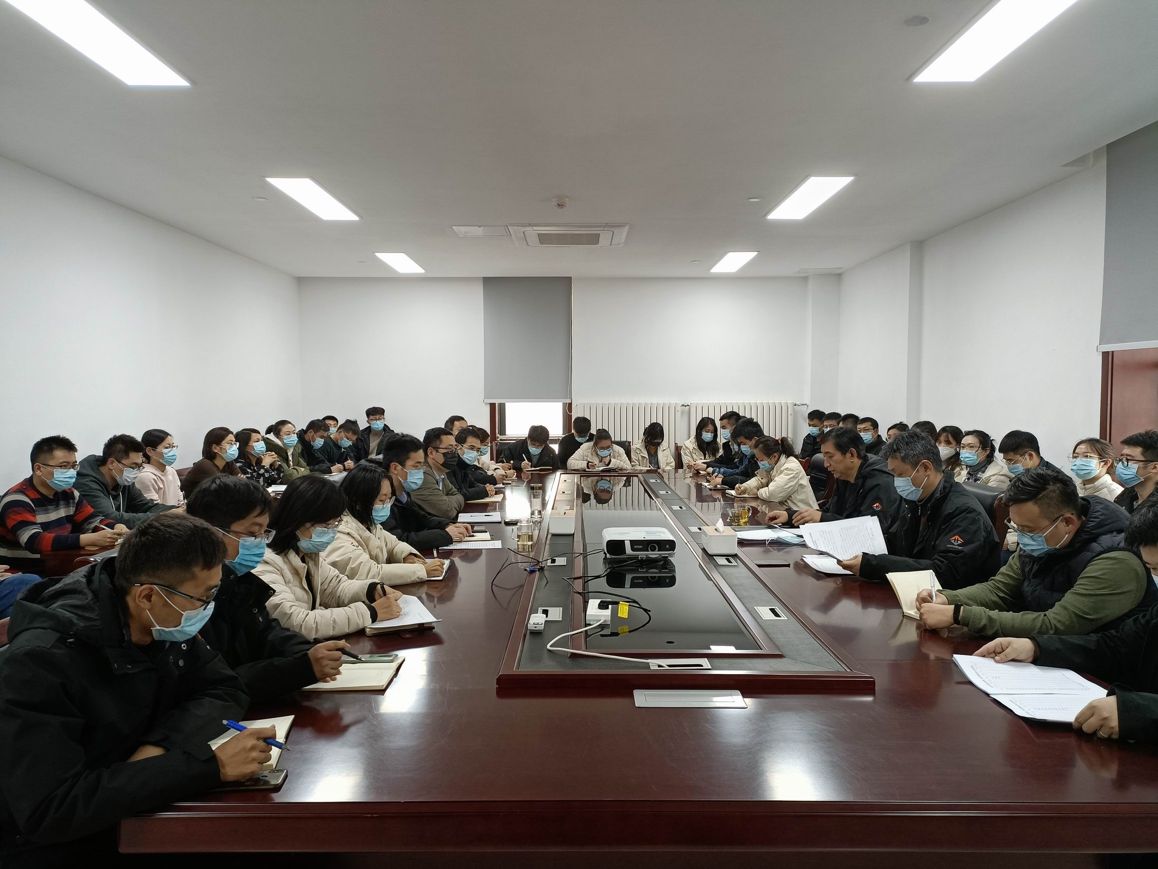 设计院组织开展第一季度党员大会暨2020年度党员民主评议